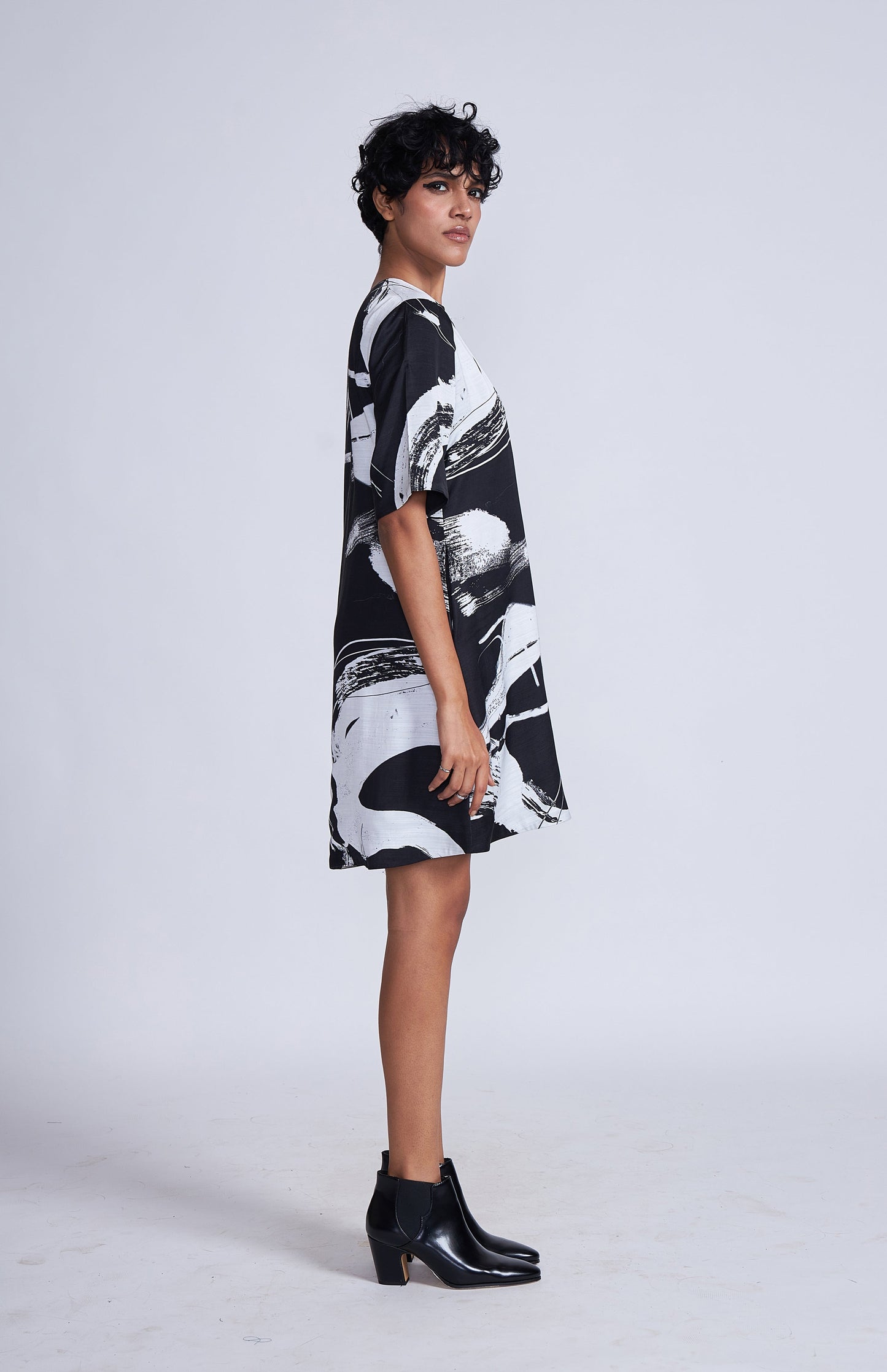 Tazaki Shift Dress